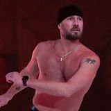 Успенская обновила протезы в груди