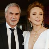 Джанабаева показала трогательный снимок с попугаем