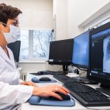 Собянин рассказал, как искусственный интеллект снижает нагрузку на столичных врачей