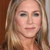 Дженнифер Энистон поделилась болью из-за потери любимого 