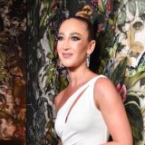 Бузова оконфузилась во время бесплатного концерта в Омске