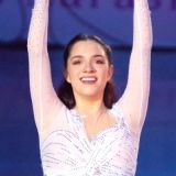 Милохин остался в прошлом: Медведева предстала в объятиях нового парня