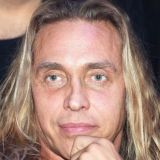 Тарзана застали в компании красотки из 