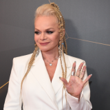 Дочери стало некомфортно жить в одной квартире с Долиной