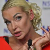 Пригрозившая лицею Волочкова поставила точку в скандале с выпускным дочери