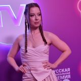 Опубликована реакция мужа Савичевой на откровенные съемки в новом клипе