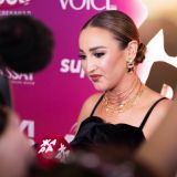 Перепевшую хит группы 