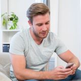 Муж сидит на сайтах знакомств: причины и последствия