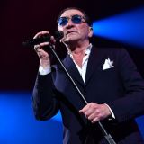 Обзаведшийся 21-летней пассией Григорий Лепс согласился вновь стать отцом