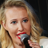 Собчак спровоцировала критику Бони из-за решения сделать пластическую операцию