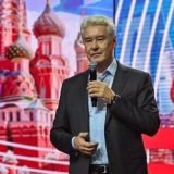 Собянин поблагодарил коммунальщиков Москвы за восстановление Донецка и Луганска