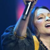 Невеста в белом, а жених? Ротару принимает поздравления со свадьбой 