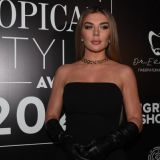 Седокова написала песню о предательстве и уехала от мужа 