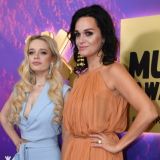 Дочь Славы боится общаться с людьми после родов: в чем дело