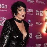 Моложе на 33 года: роман Лолиты с популярным певцом перестал быть секретом