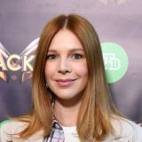 На фоне разговоров о зачатии Подольская излучает женское счастье