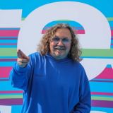 И когда только успевает? После сложной операции Николаев появился в кино