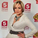 Больше не Буланова: певица официально объявила о перемене фамилии в паспорте