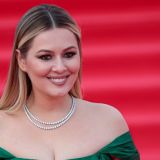 Кожевникова показала честное фото после четвертых родов