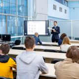 Собянин: Московские школьники займутся исследованиями на базе вузов