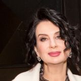 Стриженова символично оставляет сцену: Ну вот и все