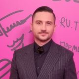 Сергей Лазарев поздравил читателей 