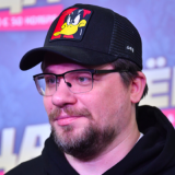 Ковальчук поддерживает связь с матерью Харламова после расствания 