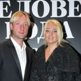 В доме Плющенко и Рудковской разразился скандал из-за интимных снимков