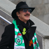 Перенесшему операцию Боярскому указали на выход в больнице