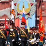 Собянин поздравил ветеранов и военнослужащих с Днем защитника Отечества