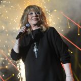 Насколько хорошо вы знакомы с жизнью и творчеством Аллы Пугачевой? Пройдите тест и узнайте!