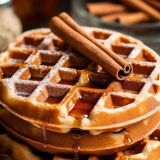 Романтический завтрак: готовим НЕЖНЕЙШИЕ вафли с корицей  / Простой рецепт весеннего лакомства 