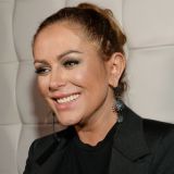 Отец Юлии Началовой заявил о сглазе и будущем дочери покойной певицы