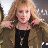 Стало известно о песне, которую Алла Пугачева не выпускает уже 27 лет