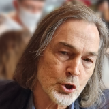 Ни свадьбы, ни женщины: Сафронов на связи с достигшим 300 кг сыном