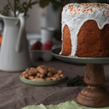 Наталья Варлей поделилась любимым простым рецептом монастырского кулича к Пасхе