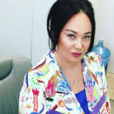 Отказавшаяся от изысков Лариса Гузеева объявилась в деревне