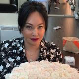 64-летняя Гузеева после перелома ноги не может согнуться 