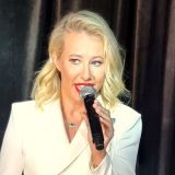 Ксения Собчак сравнила Лолиту Милявскую со старой женщиной