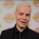 SHAMAN попал на концерте в конфуз, озадачив странными выделениями