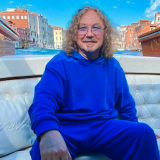 Работает без устали: раскрыты баснословные гонорары 64-летнего Игоря Николаева