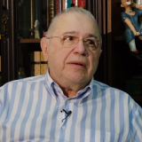 Затравленная жена Петросяна продолжает войну с критиками: Нет места помойке