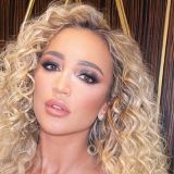 С уехавшей из России Бузовой случилась беда: Как же так?