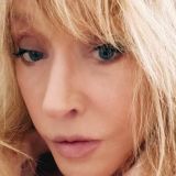 Скитающуюся по миру Пугачеву в небрежном виде нашли в Европе: сильно сдала