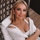 46-летняя Орлова откровенно рассказала о борьбе с распространенной зависимостью