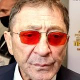 Связавшийся с малолеткой Лепс серьезно болен