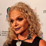 Лишившаяся дорогой квартиры Долина не пришла на заседание суда