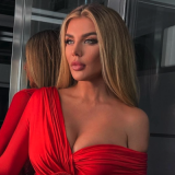 Седокова поставила точку в отношениях с молодым мужем и подала на развод 