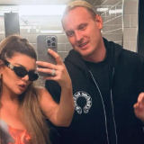 У опухшей Седоковой обострился недуг на фоне скандального развода с молодым мужем