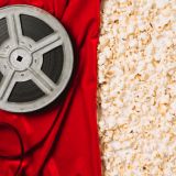 Тест на внимательность: чего не хватает на кадрах из этих советских фильмов?